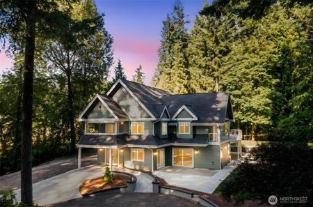 5201 89th NW