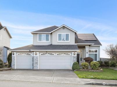 5213 Nathan SE