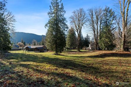 43618 Scenic River Court