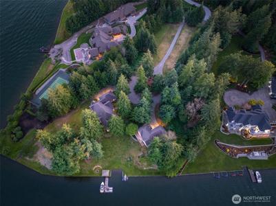 20721 Snag Island Drive