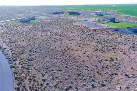 329 Desert Hills Loop