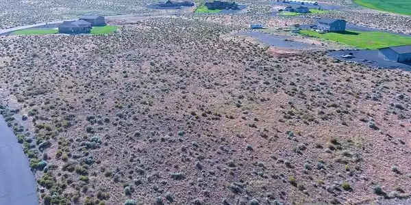 329 Desert Hills Loop