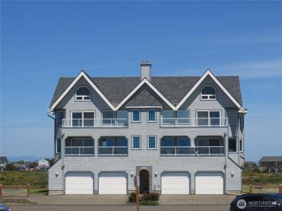 1599 Ocean Shores SW