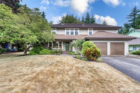 7622 Orcas NW