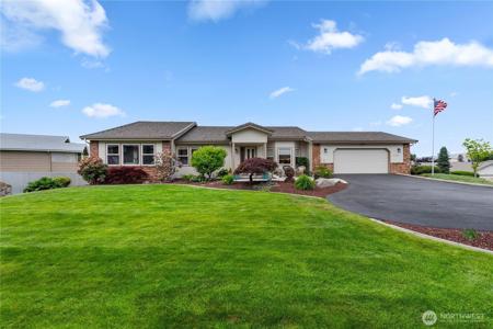 1380 Eastmont