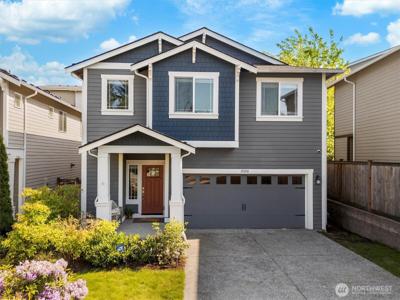 10216 15th SE