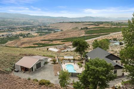 6827 Montgomery Springs