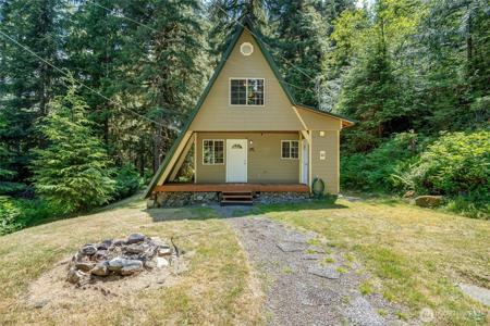 35728 Mountain Loop