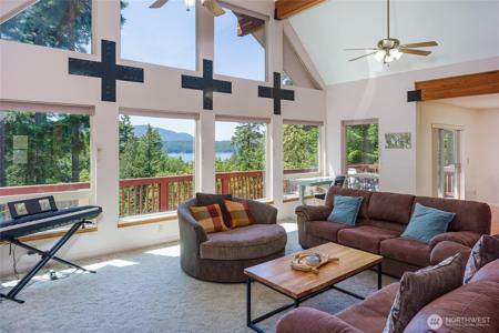 227 Bromley Dr