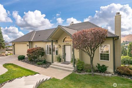 920 Westchester