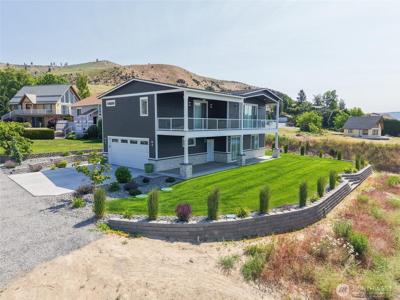 200 Pinnacle