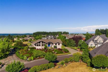 8705 Fenwick SE