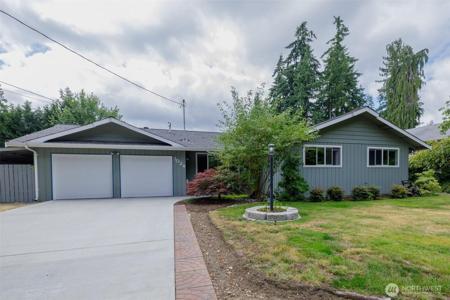 3024 Carpenter SE