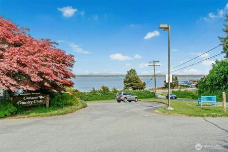 1240 Beach