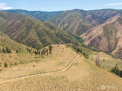 3 Lot Mills Canyon
