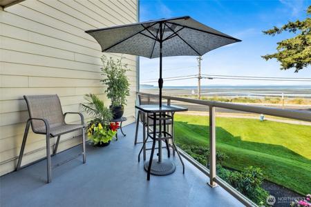 8021 Birch Bay