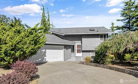 2493 Mountain View