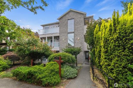 2420 Grand