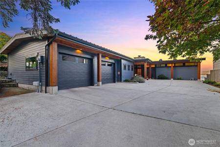 321 East Park