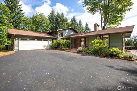 4632 Bush Mountain SW