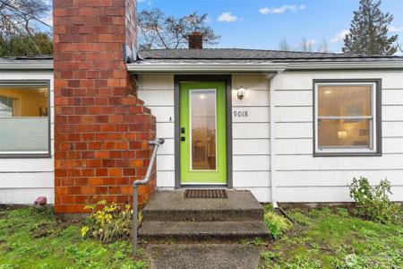 9018 14th SW