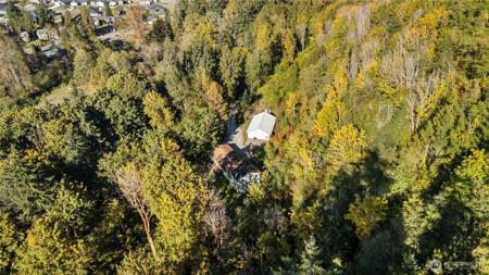 7171 Green Valley