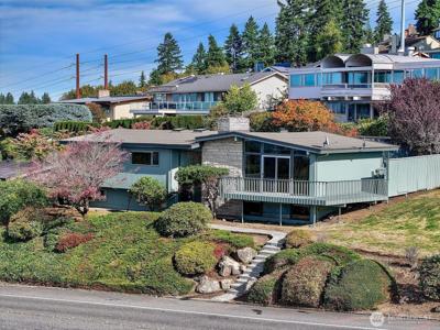 4360 Somerset SE