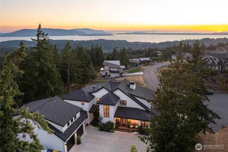 4332 Samish Crest