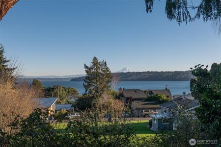 20410 81st SW