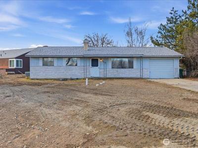 702 West Ridge