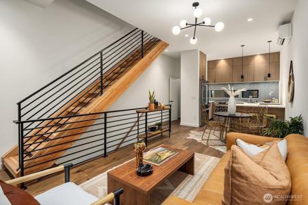 2236 Fairview E
