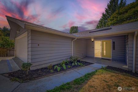 18319 83rd NE