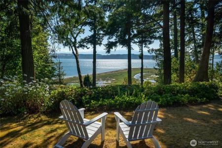 40751 Foulweather Bluff NE