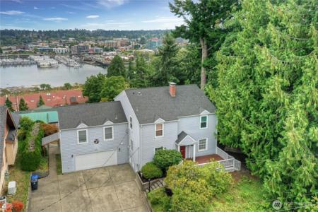 214 Sherman NW