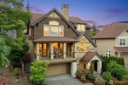 721 Lingering Pine NW