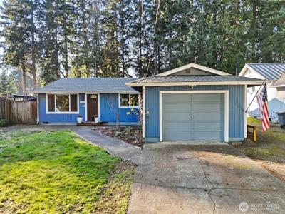 7219 193rd E