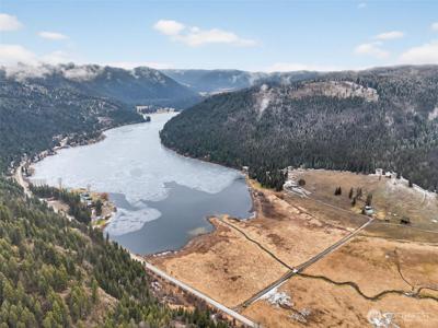 3016 Deep Lake North Shore