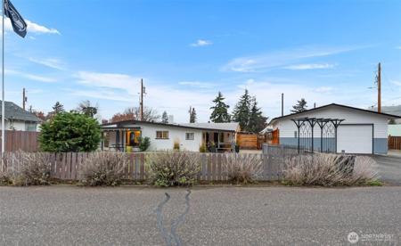 211 Riverfront