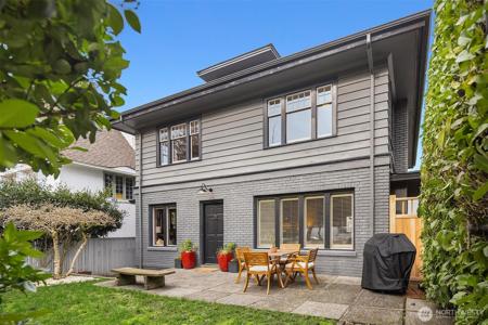 1208 Newton