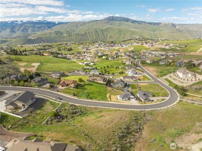 442 W Rolling Hills