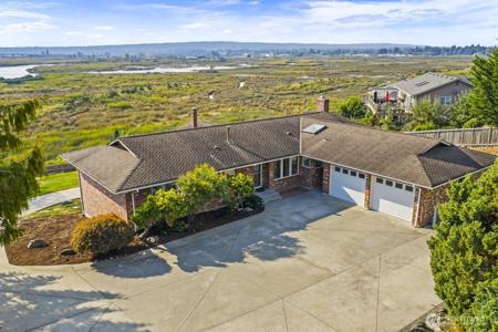 4220 59th NE