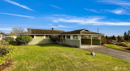 6026 Hillcrest
