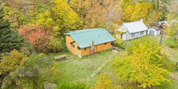 10246 Mill Creek
