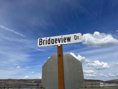 311 Bridgeview Drive
