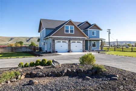 3266 Creek Flats
