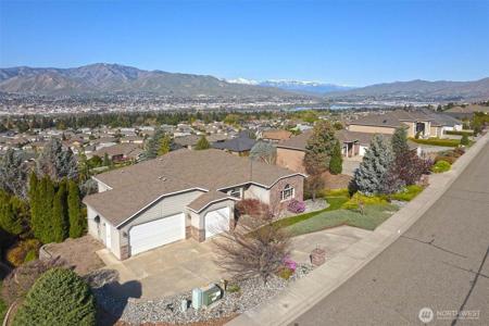 946 Briarwood