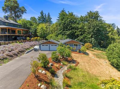 3034 Marjorie SE