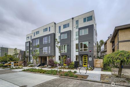 511 Howe