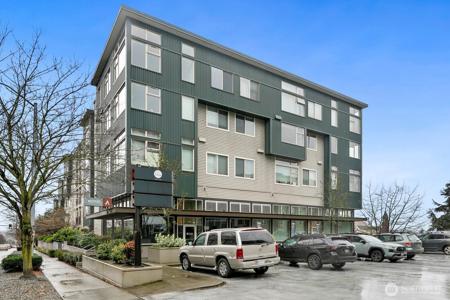 425 23rd S