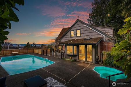 6708 39th SW